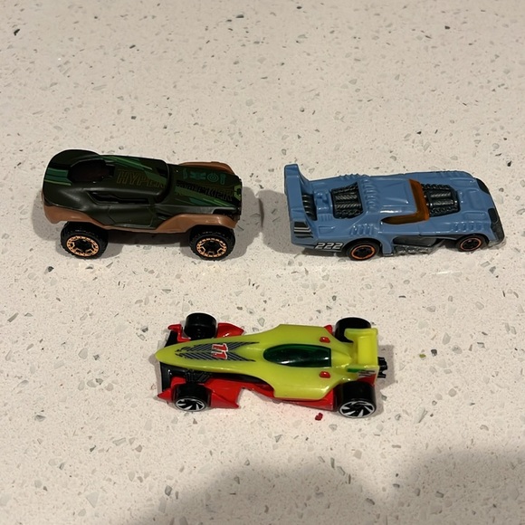 Five hot wheels cars race cars toys kids boys 5 unisex - Picture 4 of 4